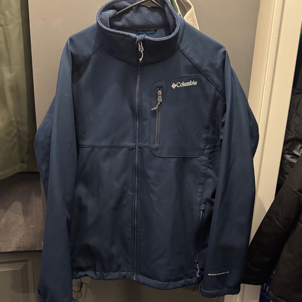 Columbia Navy Softshell Jacket